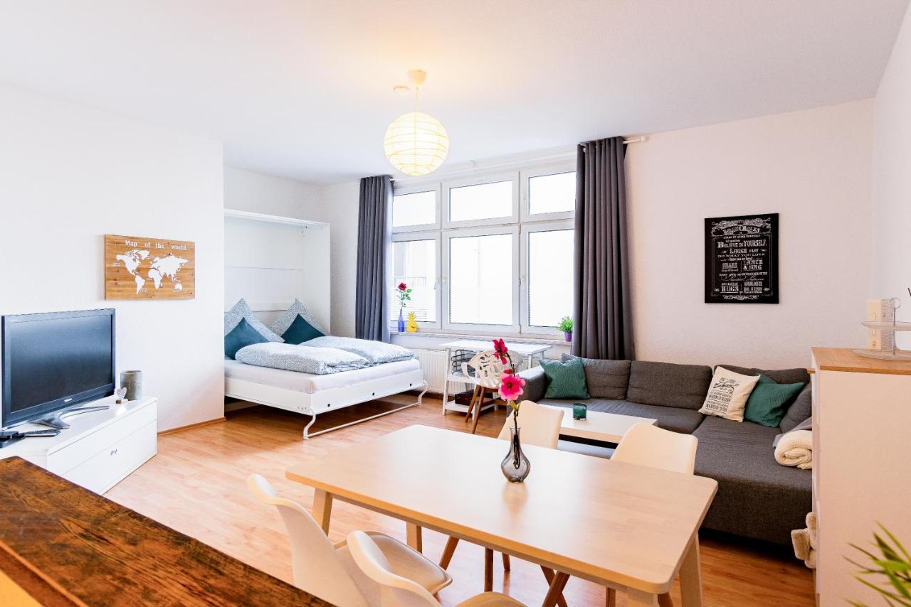 Helle Wohnung In Top-Lage, Hasselbachplatz - Altstadt, W-Lan, 4 Schlafplaetze Magdeburg Ngoại thất bức ảnh