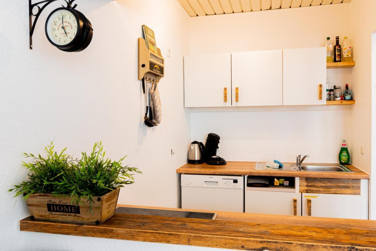 Helle Wohnung In Top-Lage, Hasselbachplatz - Altstadt, W-Lan, 4 Schlafplaetze Magdeburg Ngoại thất bức ảnh