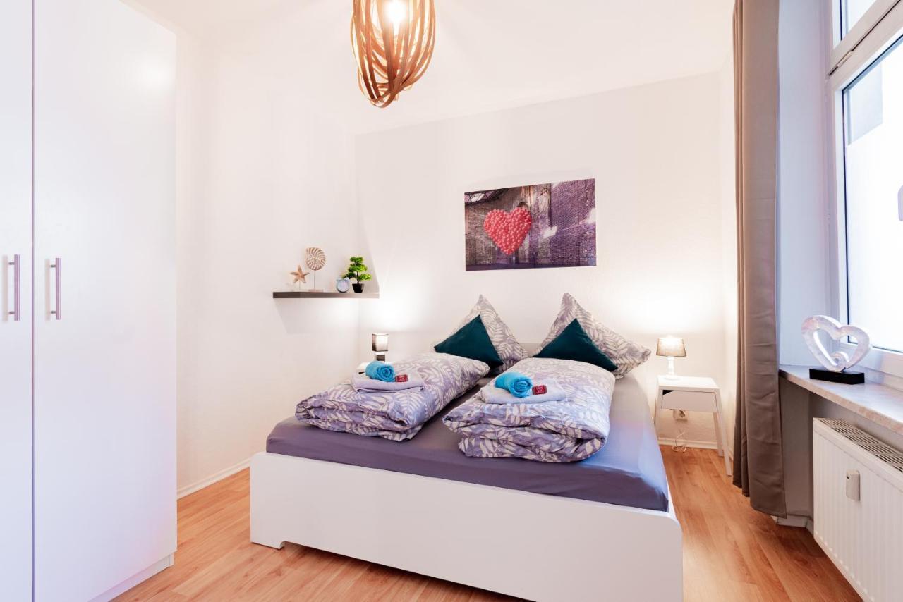 Helle Wohnung In Top-Lage, Hasselbachplatz - Altstadt, W-Lan, 4 Schlafplaetze Magdeburg Ngoại thất bức ảnh